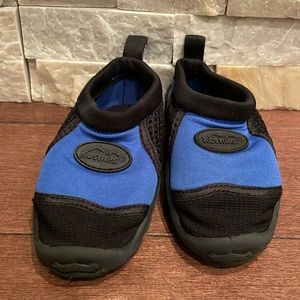 Kushies Water shoes
